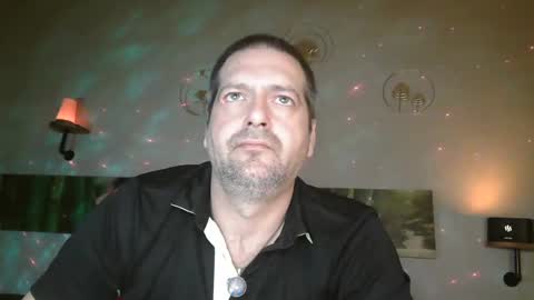 Snapshot of matrike1 chatting on March 2025 07:04:02 PM matrike1 online show from March 2025 07:04:02 PM