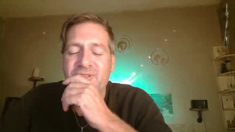 Snapshot of matrike1 chatting on October 2025 06:49:01 PM matrike1 online show from October 2025 06:49:01 PM