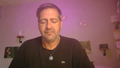 Snapshot of matrike1 chatting on October 2025 03:01:02 PM matrike1 online show from October 2025 03:01:02 PM
