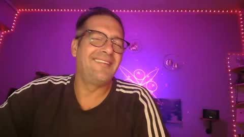 Snapshot of matrike1 chatting on November 2025 09:04:02 PM matrike1 online show from November 2025 09:04:02 PM