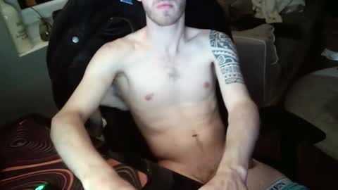 Snapshot of matt1q237916 chatting on May 2026 01:01:02 AM matt1q237916 online show from May 2026 01:01:02 AM