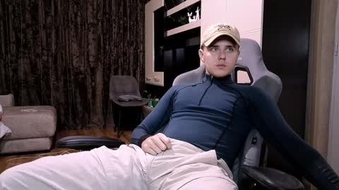 Matt online show from February 2025 04:04:01 AM