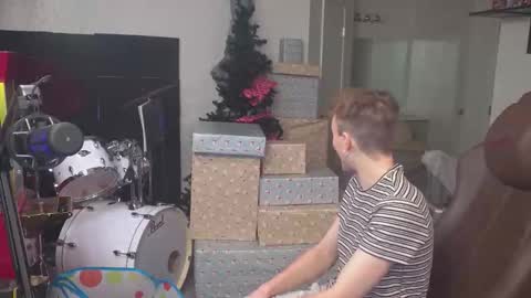 Matt Cash online show from December 2025 02:08:02 AM