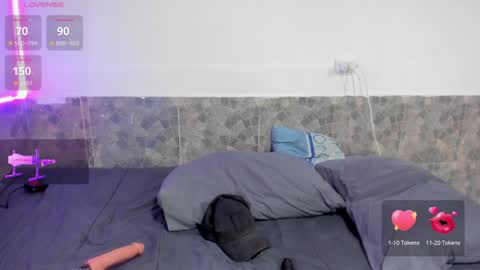 Matt Coom Independent model online show from February 2025 12:02:02 PM