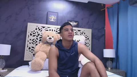 Snapshot of matteo_x_ chatting on August 2026 12:10:02 PM online show from August 2026 12:10:02 PM