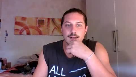 matteushh87 online show from October 2025 11:42:01 AM
