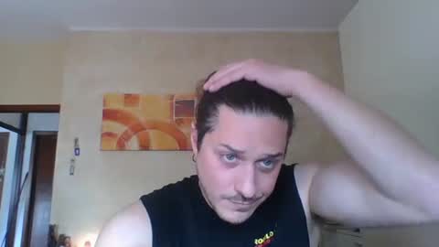 matteushh87 online show from April 2026 10:38:01 AM