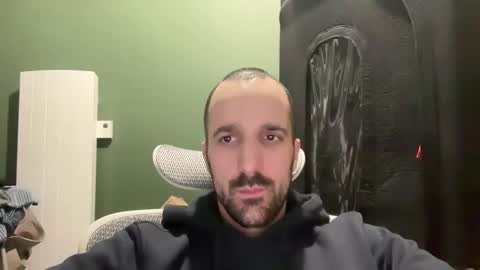 Snapshot of matthias24 chatting on January 2026 12:34:02 AM M online show from January 2026 12:34:02 AM