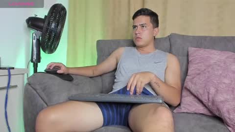 mattiwsmorris_ online show from March 2025 05:18:02 AM