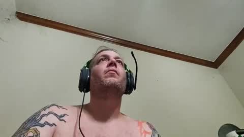 Mattmatt4401 online show from April 2026 05:30:01 AM