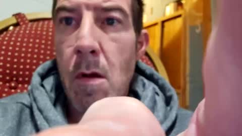 Snapshot of mattsnicecock chatting on December 2024 05:44:01 PM mattsnicecock online show from December 2024 05:44:01 PM