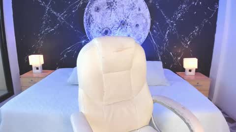 Matt online show from November 2025 08:42:02 PM