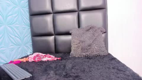 Snapshot of mature_beautiful chatting on July 2026 04:58:02 AM Lucy online show from July 2026 04:58:02 AM