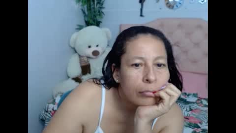 Martina online show from September 2025 04:39:02 AM