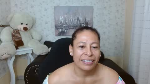 Snapshot of mature_martina_ chatting on April 2026 10:54:02 PM Martina online show from April 2026 10:54:02 PM