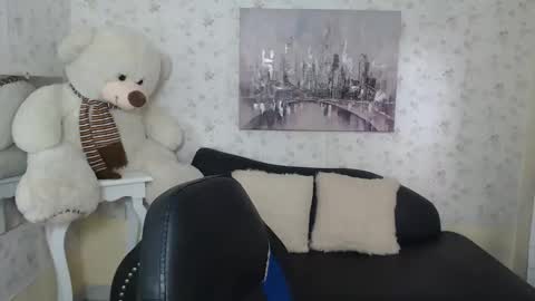 Snapshot of mature_martina_ chatting on May 2026 10:06:01 PM Martina online show from May 2026 10:06:01 PM