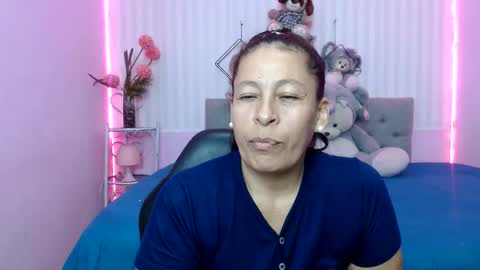 Snapshot of mature_martina_ chatting on May 2026 10:37:01 PM Martina online show from May 2026 10:37:01 PM