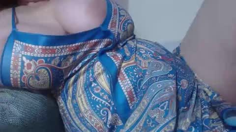 Snapshot of matureboobsbig chatting on May 2026 01:57:16 AM matureboobsbig online show from May 2026 01:57:16 AM