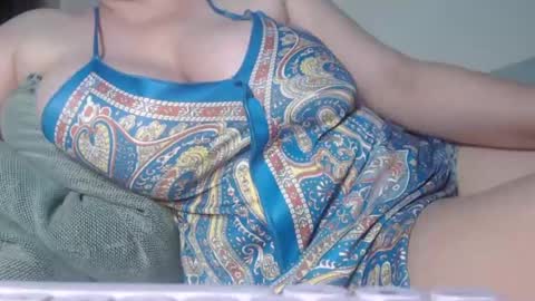 Snapshot of matureboobsbig chatting on June 2026 10:31:01 PM matureboobsbig online show from June 2026 10:31:01 PM