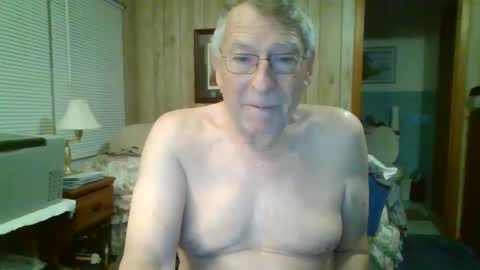 Snapshot of maturecouple1954 chatting on January 2025 12:13:02 PM SXECPL55 at G mail Dot Com online show from January 2025 12:13:02 PM