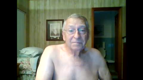 Snapshot of maturecouple1954 chatting on September 2025 11:00:01 AM SXECPL55 at G mail Dot Com online show from September 2025 11:00:01 AM