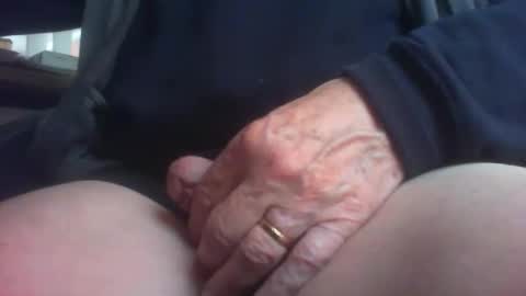 Maturedaddi online show from October 2025 09:43:02 AM