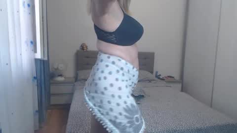 Snapshot of maturediana chatting on July 2026 03:11:01 AM maturediana online show from July 2026 03:11:01 AM