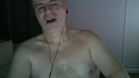 Snapshot of maturehotman chatting on January 2025 07:59:02 PM maturehotman online show from January 2025 07:59:02 PM