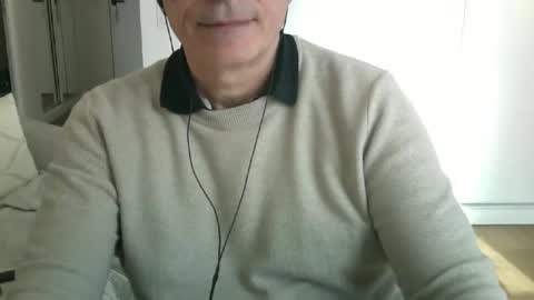 Snapshot of maturehotman chatting on February 2025 09:44:02 AM maturehotman online show from February 2025 09:44:02 AM