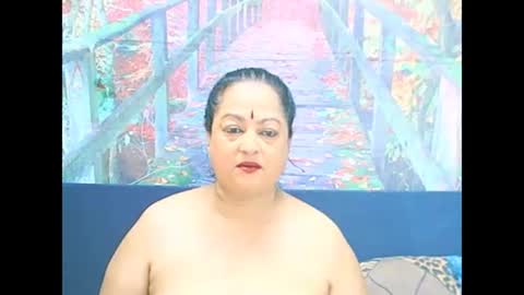 Snapshot of matureindian654u chatting on February 2026 09:05:01 AM matureindian654u online show from February 2026 09:05:01 AM