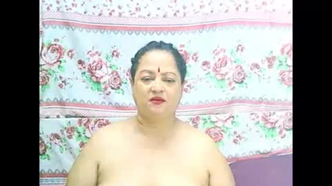 Snapshot of matureindian654u chatting on March 2026 07:07:01 PM matureindian654u online show from March 2026 07:07:01 PM