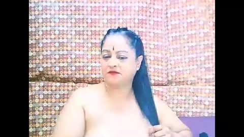 Snapshot of matureindian654u chatting on May 2026 09:38:01 AM matureindian654u online show from May 2026 09:38:01 AM
