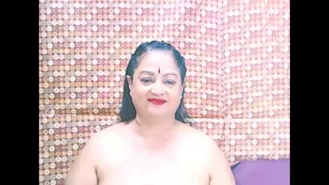 Snapshot of matureindian654u chatting on May 2026 05:52:01 PM matureindian654u online show from May 2026 05:52:01 PM