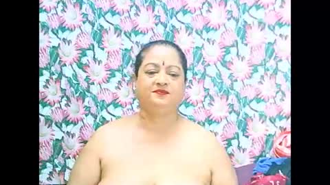 Snapshot of matureindian654u chatting on June 2026 10:47:02 AM matureindian654u online show from June 2026 10:47:02 AM