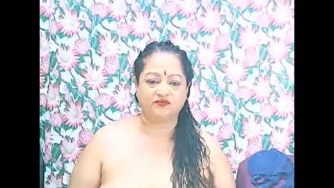 Snapshot of matureindian654u chatting on June 2026 02:01:02 PM matureindian654u online show from June 2026 02:01:02 PM