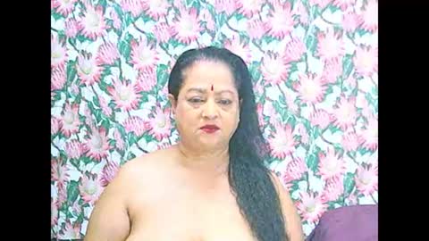 Snapshot of matureindian654u chatting on June 2026 01:23:02 PM matureindian654u online show from June 2026 01:23:02 PM