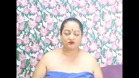 Snapshot of matureindian654u chatting on July 2026 05:09:02 PM matureindian654u online show from July 2026 05:09:02 PM