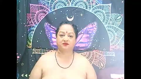 Snapshot of matureindian654u chatting on August 2026 06:22:01 PM matureindian654u online show from August 2026 06:22:01 PM