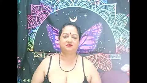 Snapshot of matureindian654u chatting on August 2026 06:10:01 PM matureindian654u online show from August 2026 06:10:01 PM