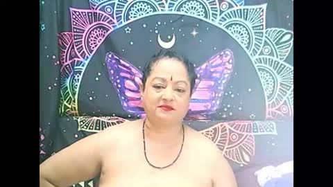 Snapshot of matureindian654u chatting on August 2026 12:19:01 PM matureindian654u online show from August 2026 12:19:01 PM
