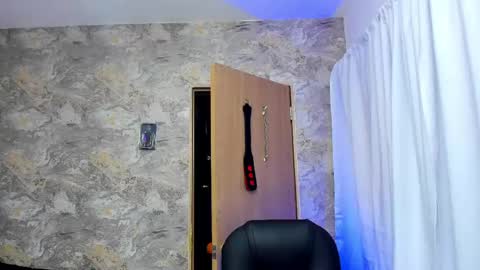 Snapshot of maturepure_ chatting on May 2026 10:06:01 PM maturepure_ online show from May 2026 10:06:01 PM