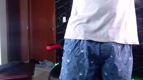 Snapshot of maty_hard chatting on January 2025 10:11:02 AM Matias online show from January 2025 10:11:02 AM