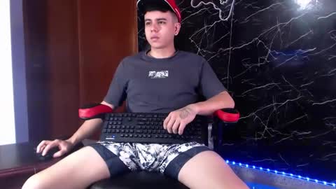 Snapshot of maty_hard chatting on January 2025 01:41:01 PM Matias online show from January 2025 01:41:01 PM