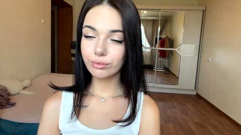 Snapshot of maudieyuan chatting on July 2026 04:54:01 AM Lina online show from July 2026 04:54:01 AM