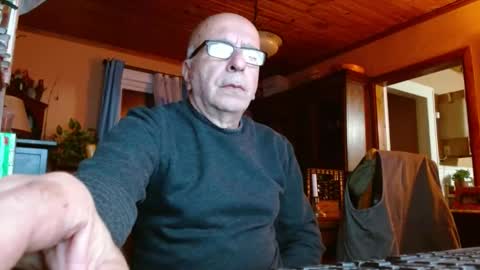 Maurice online show from December 2024 11:08:02 AM