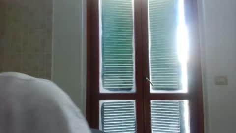 mauro1971 online show from September 2025 10:42:01 AM