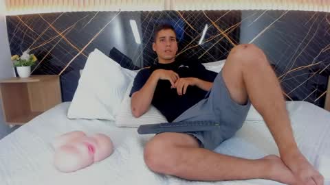 Snapshot of mauro_boy chatting on June 2026 07:48:01 PM mauro_boy online show from June 2026 07:48:01 PM