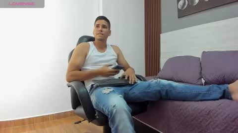 Snapshot of mauro_boy chatting on July 2026 07:31:01 PM mauro_boy online show from July 2026 07:31:01 PM