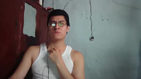 Snapshot of maurodirty chatting on December 2024 06:52:02 PM Mauro online show from December 2024 06:52:02 PM