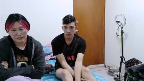 mauroluxandra online show from December 2025 09:32:01 PM